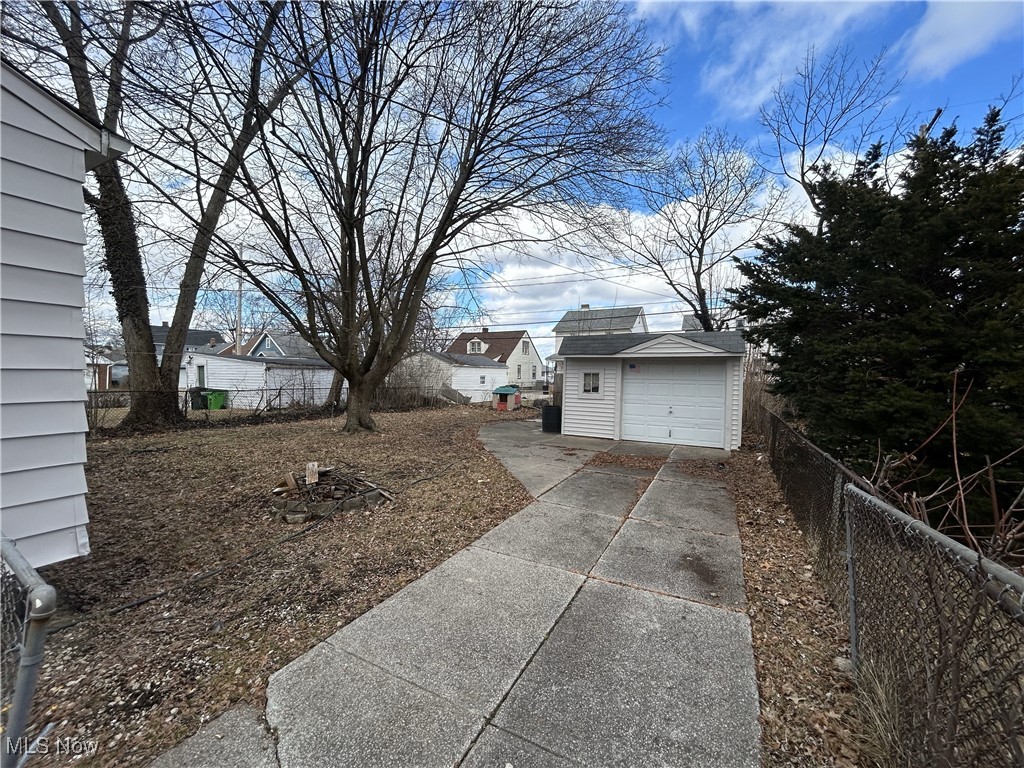 9405 Park Heights Avenue, Garfield Heights, Ohio image 16
