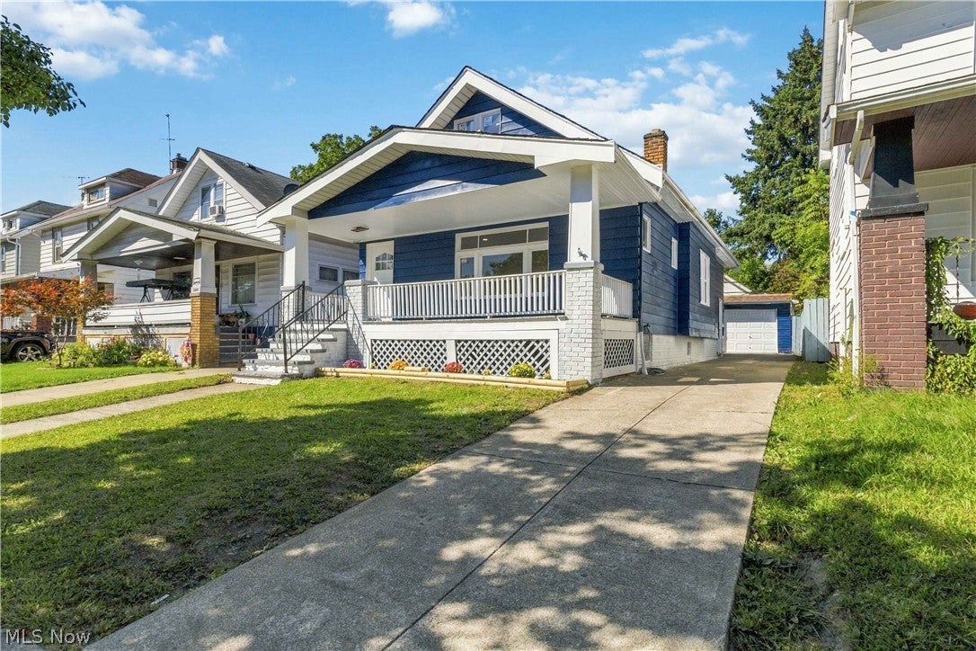 3582 W 126th Street