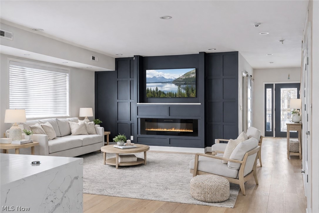 Schmidt - Residential