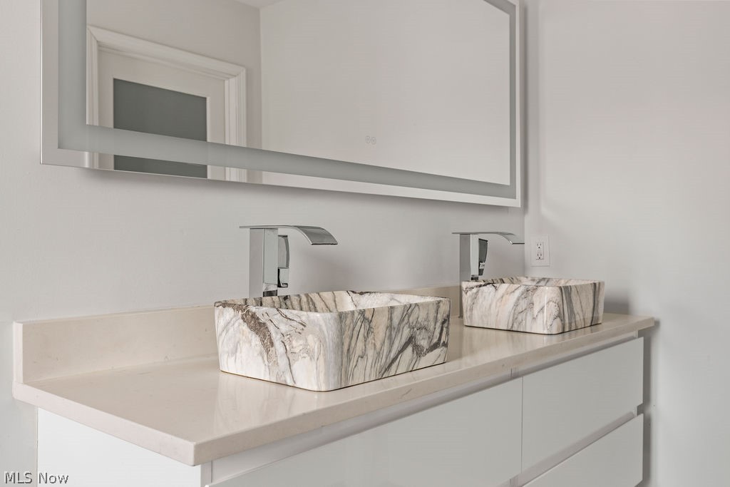 Schmidt - Residential