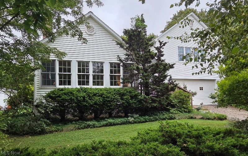 3221 Seifert Lewis Road