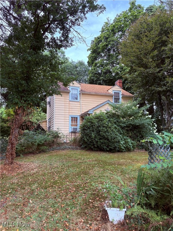 Remarkable Opportunity in New Franklin, Ohio!
Discover incredible potential with this unique property, offering exceptional value for both long-term investors and owner-occupants alike. Situated on nearly 2 acres in the highly desirable Manchester Local School District, this home is ready for its next chapter.
Built in 1936, this 2-bedroom, 1.5-bath residence is filled with charm and character throughout. Whether you’re looking to restore its timeless appeal or reimagine the space to suit your vision, the possibilities are endless.
The location is a dream for outdoor enthusiasts—just minutes from Nimisila Reservoir, Portage Lakes, and nearby parks, where boating, fishing, hiking, and relaxation await.
Don’t miss the chance to make this property your own. Call today to schedule your private showing—you’ll be glad you did!