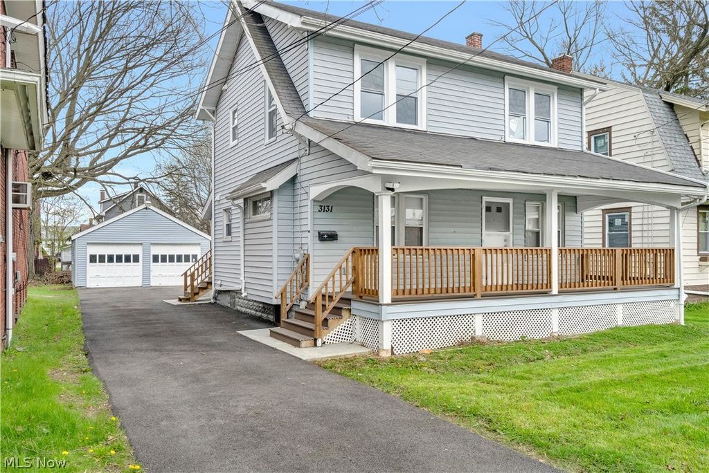 Photo of 3131 Hudson Avenue Ave, Youngstown, OH 44511 (MLS # 5199263)