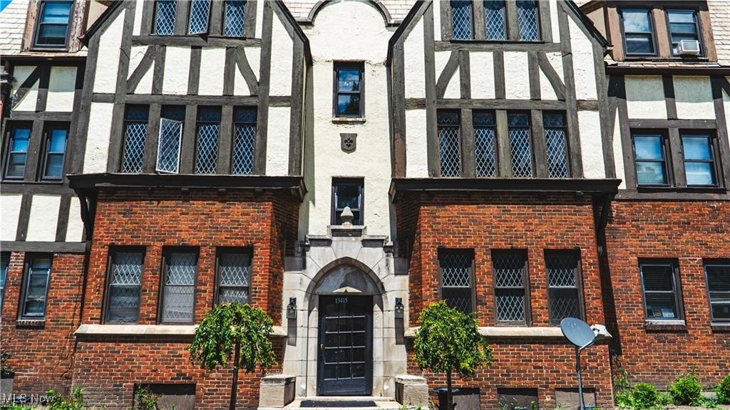 13415 South Woodland