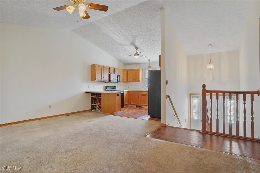 River Rdg Condos - Residential