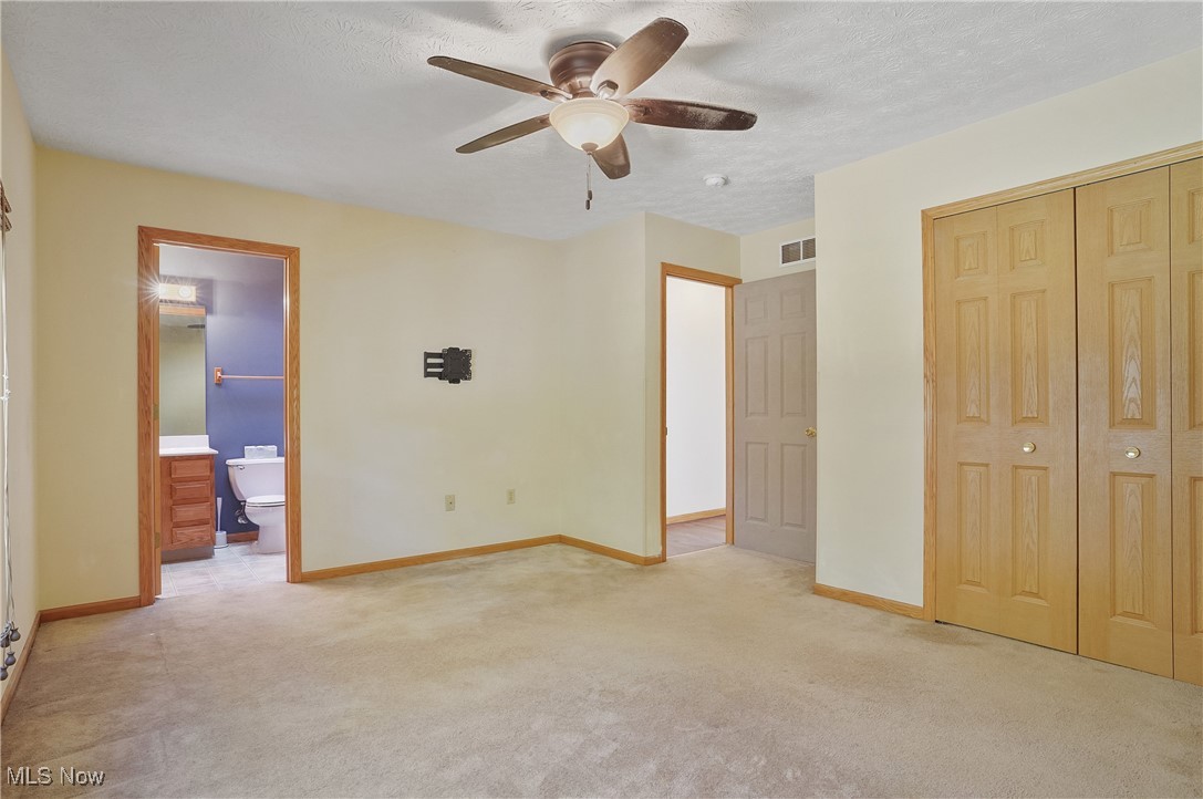 River Rdg Condos - Residential