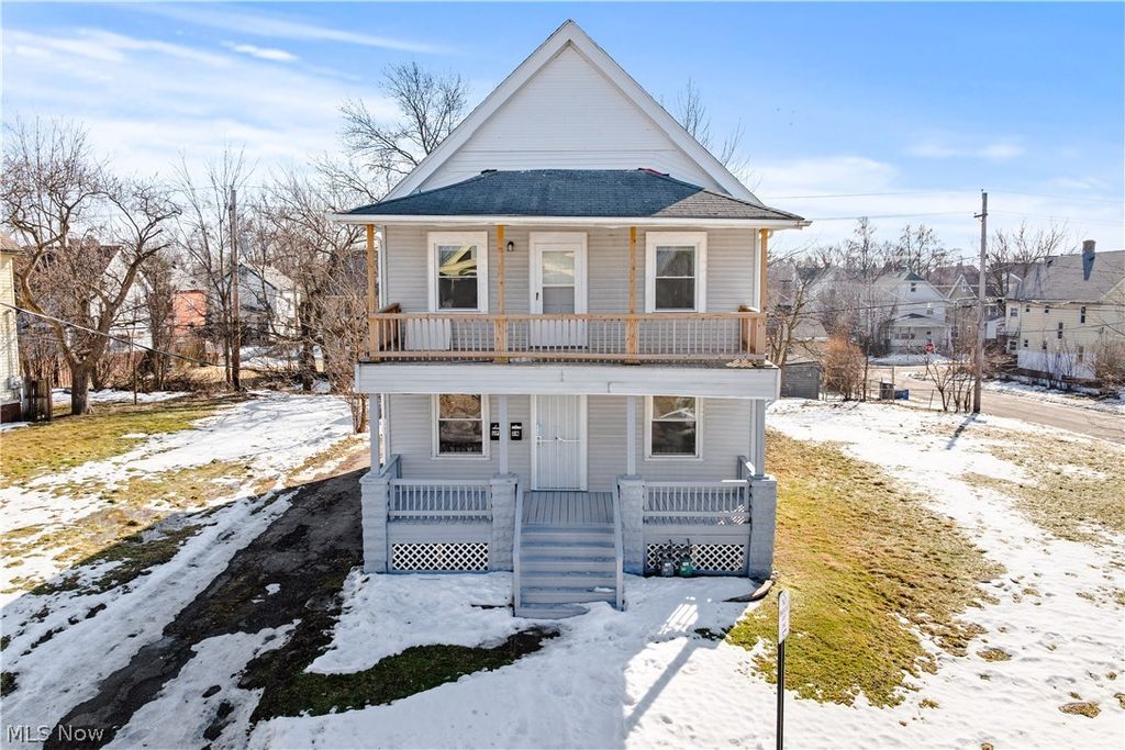 Photo of 13612 Durkee Avenue, Cleveland, OH 44105 (MLS # 5189241)