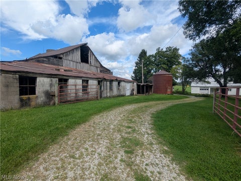 Tiny photo for 67271 Pogue Road, St Clairsville, OH 43950 (MLS # 5240747)