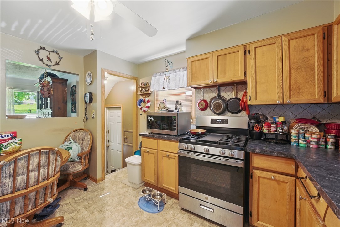 12824 Fruitside Road, Garfield Heights, Ohio image 14