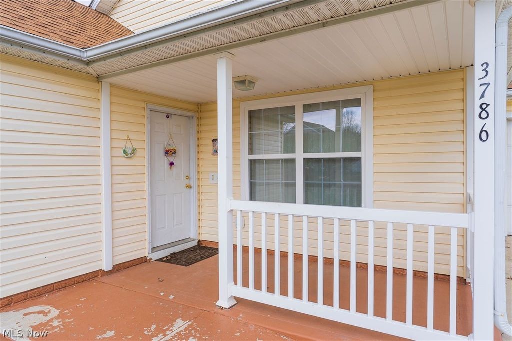 Photo of 3786 Choice Court, Youngstown, OH 44505 (MLS # 5192140)