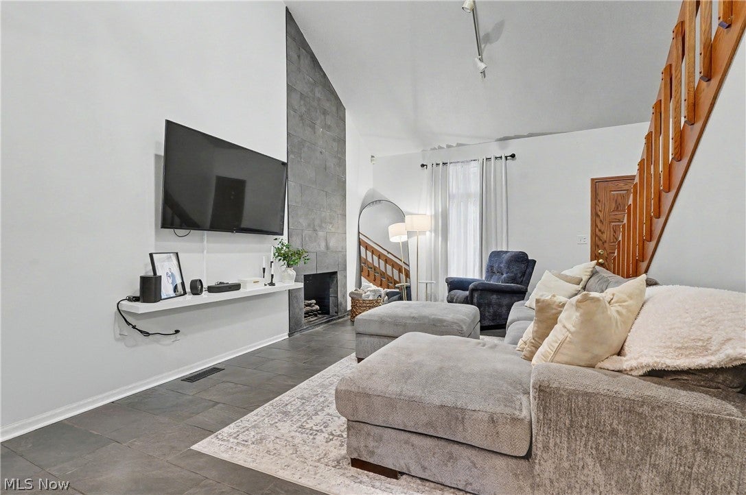 1260 Boardman Canfield Road 6