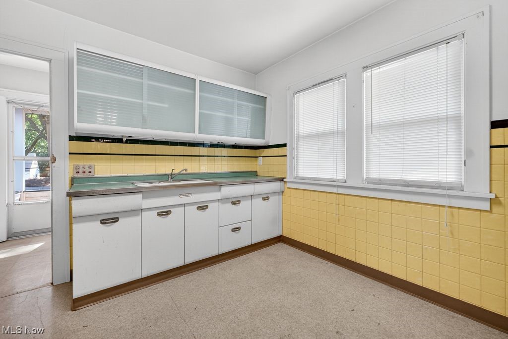 M J Herr Cos Memphis Heights - Residential Income