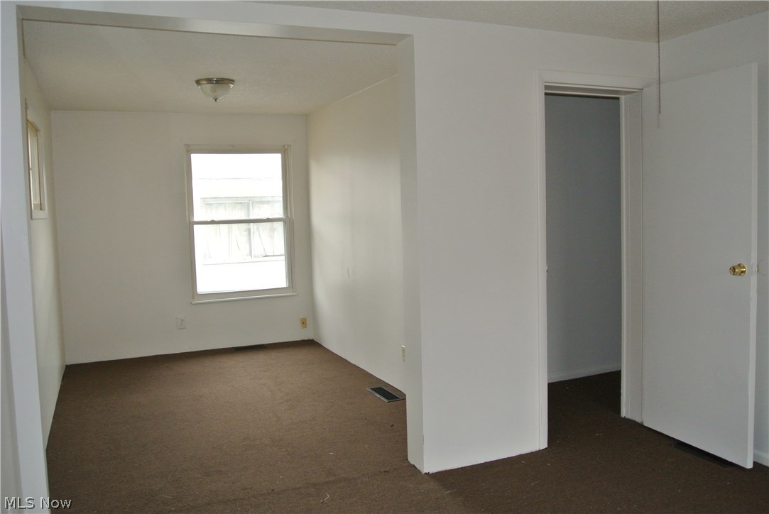 East Market Acres - Residential Lease