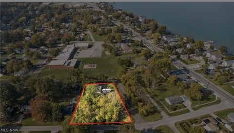 Photo of 559 Pasadena Avenue, Sheffield Lake, OH 44054 (MLS # 5255604)