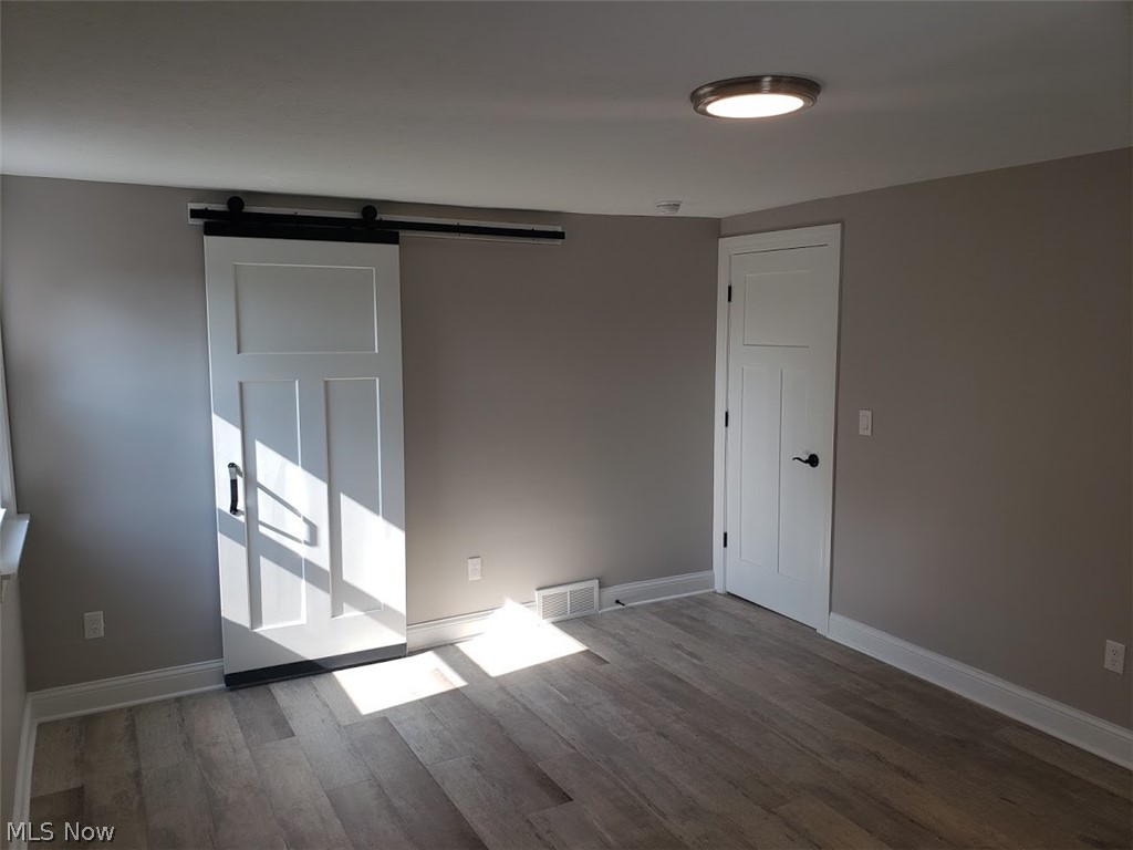 Metropolitan Beach 01 - Residential