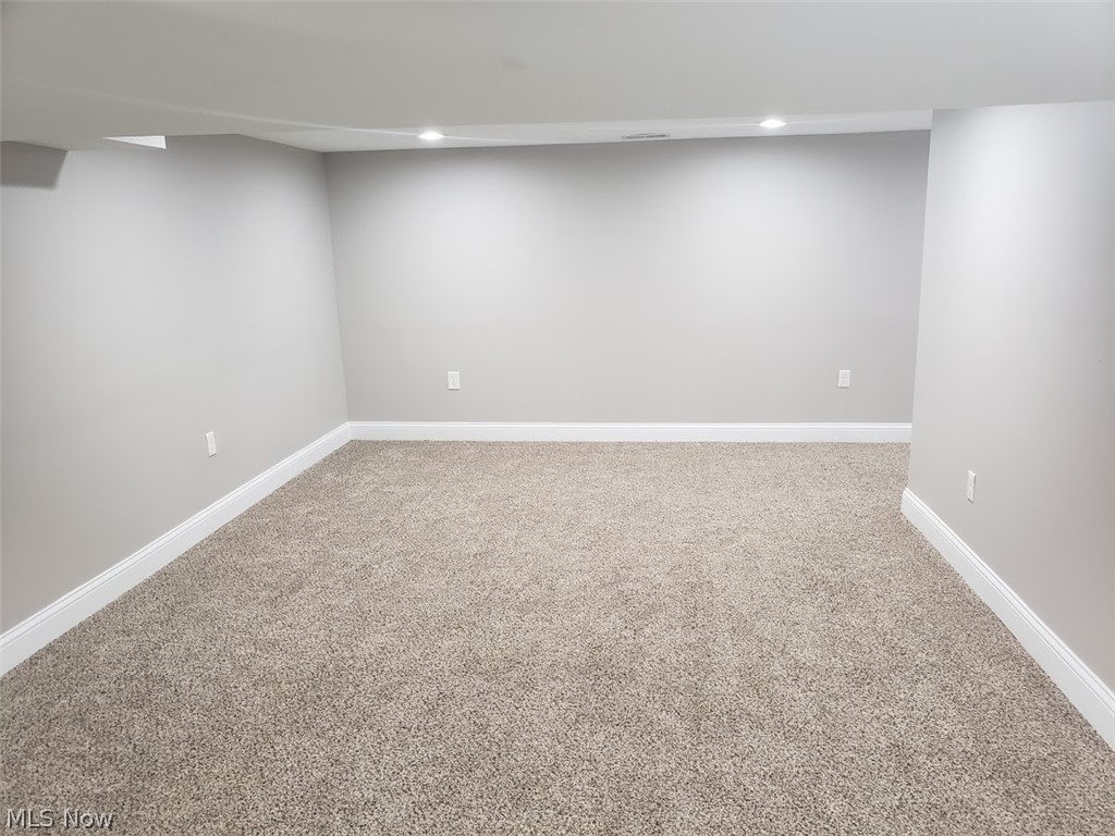 Metropolitan Beach 01 - Residential