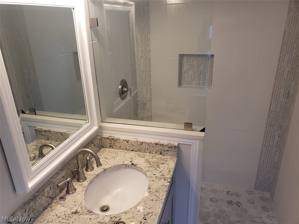 Metropolitan Beach 01 - Residential