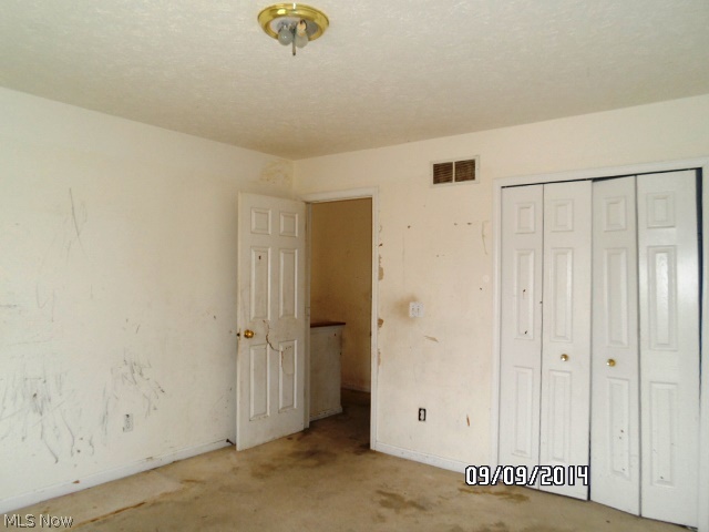 Golden Estate - Residential