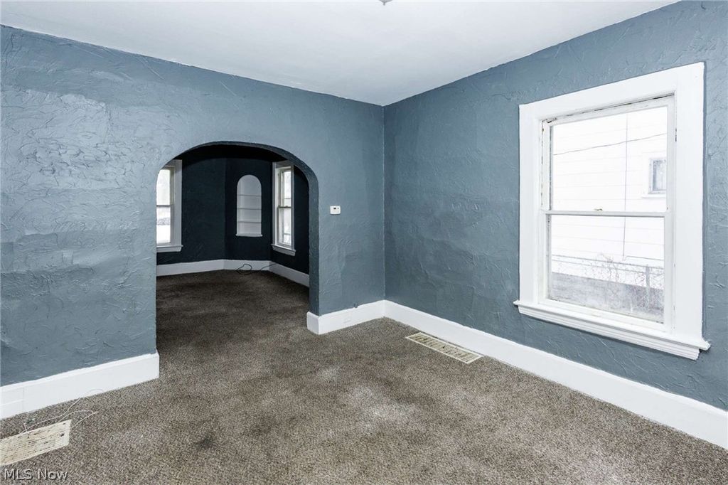 Photo of 2142 W 105th Street #1/DN, Cleveland, OH 44102 (MLS # 5195551)