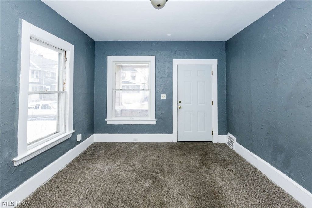 Photo of 2142 W 105th Street #1/DN, Cleveland, OH 44102 (MLS # 5195551)