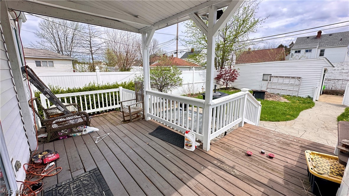 Utopia Beach - Residential