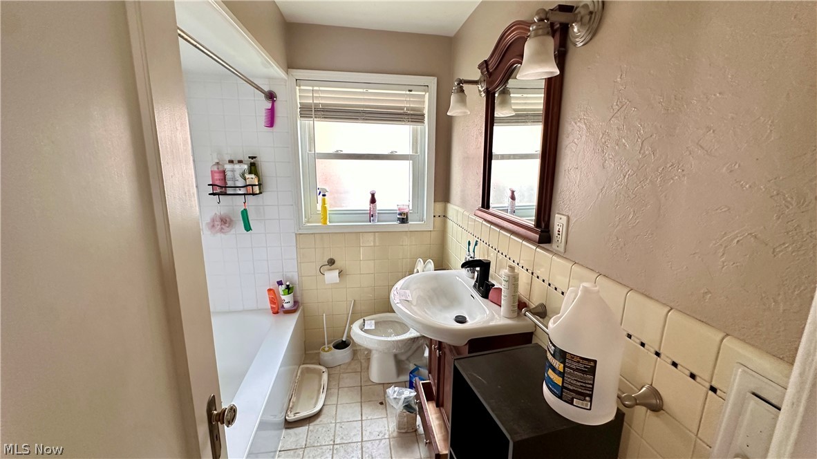 Utopia Beach - Residential