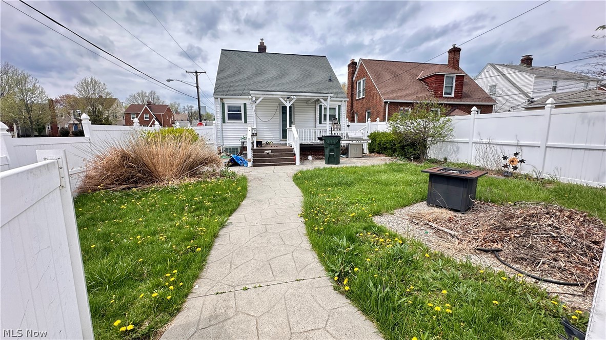 Utopia Beach - Residential