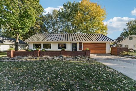 8797 Westlawn Boulevard Olmsted Falls OH 44138