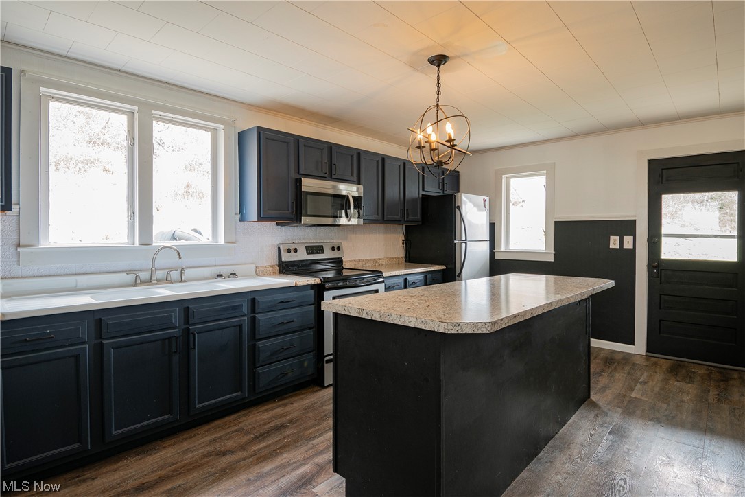 Wainwright Sub - Residential
