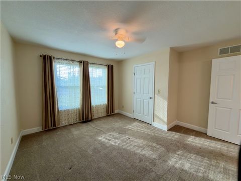 Tiny photo for 708 Oak Tree Lane, Belpre, OH 45714 (MLS # 5188056)