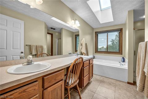 Tiny photo for 139 Mccleary Court, Northfield, OH 44067 (MLS # 5210135)