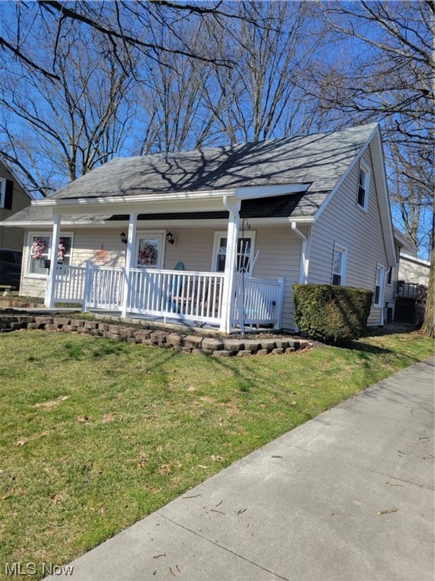 Attention!! Looking for a 3 car garage with a loft for extra storage? A place to store all those tools? Here it is! This home comes with an extra large lot! Partial Fence. 4 bedrooms and 2 full baths! Extra large family room addition! Large Deck! This home is set up for family fun and entertaining!!