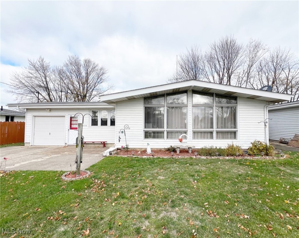 1118 W 38th Street, Lorain, Ohio image 4