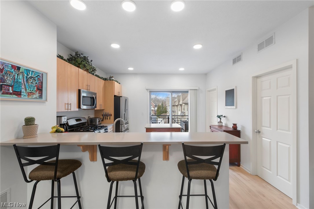 Westhampton/Crocker Park Condo - Residential