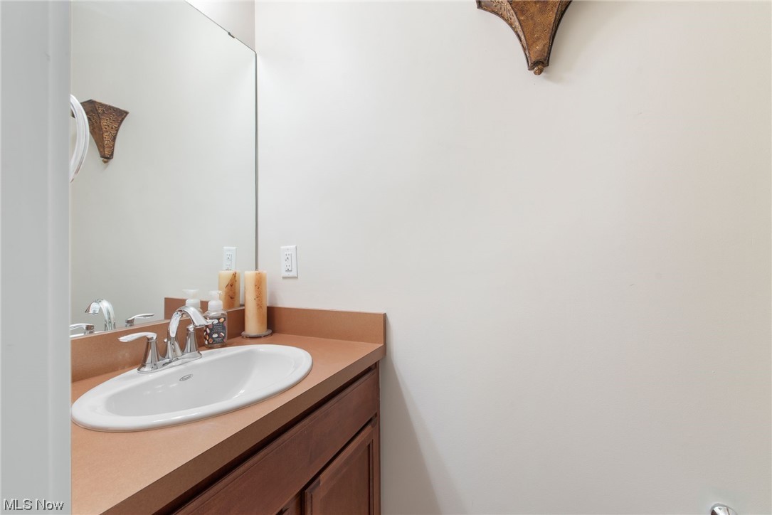 Westhampton/Crocker Park Condo - Residential