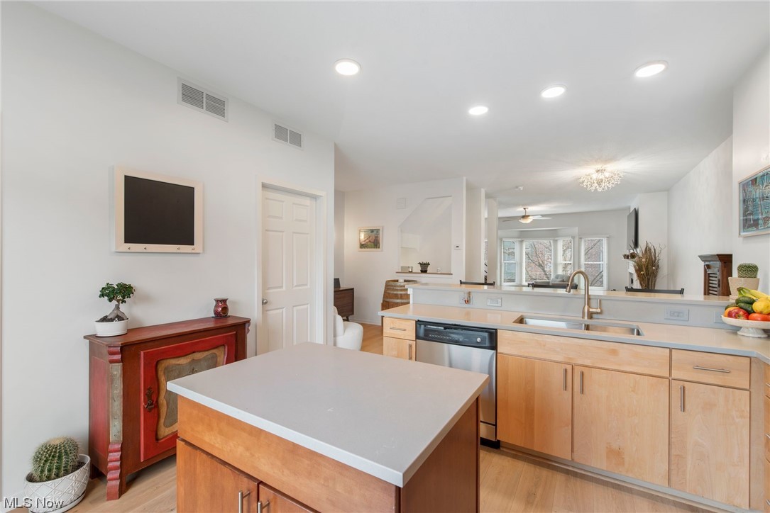 Westhampton/Crocker Park Condo - Residential