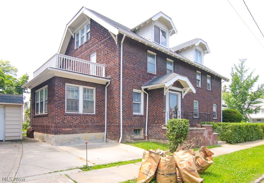 2038 Cottage Grove, Cleveland Hts - Gorgeous & Renovated 4 bed 3.5 bath townhome! Water included! 
DO NOT MISS OUT ON THIS BEAUTIFUL PROPERTY! 

$1,295 rent / $1,295 deposit 
$25 application fee per adult 
NO CMHA / NO PETS / NO SMOKING 

This incredible home over 1,600 sq ft and 3 floors of living offers renovated bathrooms and kitchen and all the amenities you need! Large living room, formal dining room, sun room/den that is great for a 1st floor office! Kitchen has granite countertops, backsplash and new cabinetry! All appliances included (stove, fridge, dishwasher & microwave)! Updated powder room on the 1st floor! 2nd floor offers master bedroom w/ ensuite bathroom! Large 3rd floor bedroom with it's own bathroom as well! Sun porch on the 1st floor, 2 private entrances, 1 garage space with 1 additional off street spot behind garage on driveway! Rear balcony off the back as well! Home has central air conditioning! 

Tenant pays gas/electric utilities only!