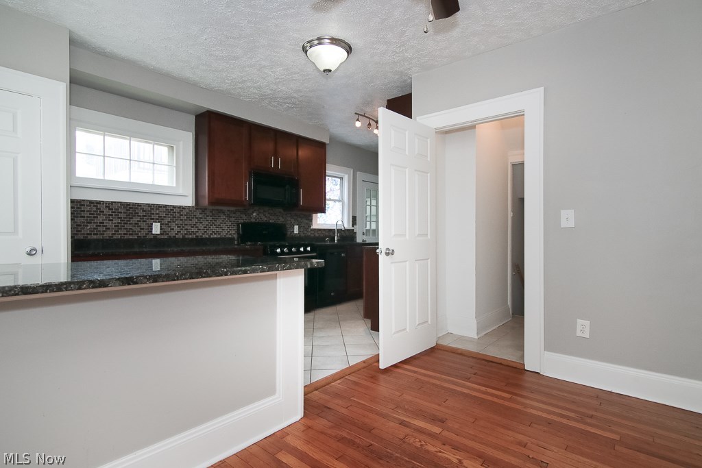 Cleveland Heights Realty Cos Forest - Residential Lease