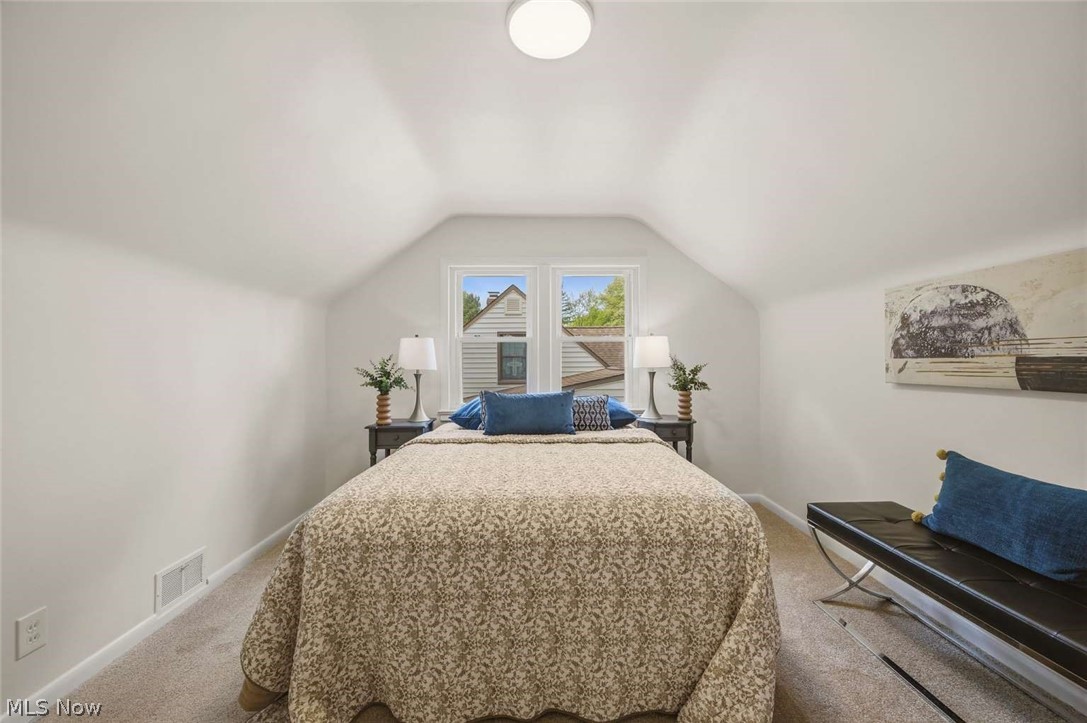 Lyndhurst Mdws Sub #3 - Residential