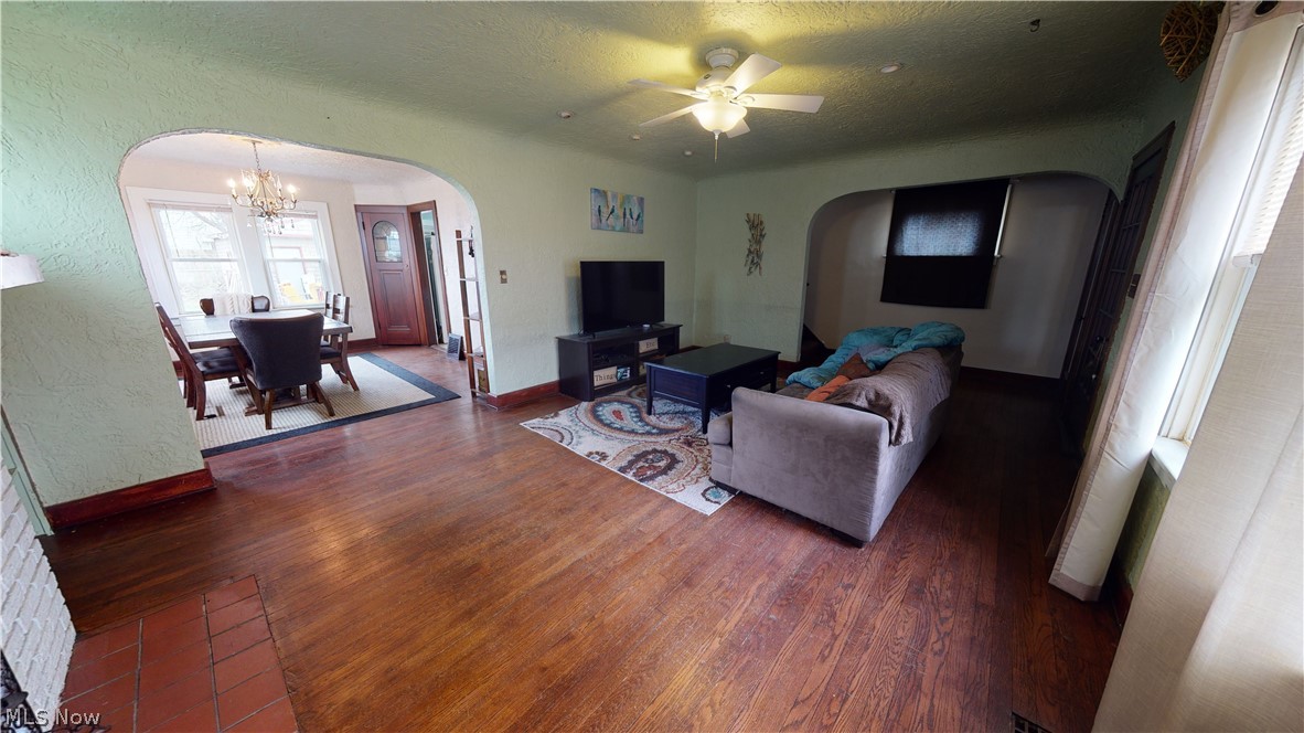 Park Estates Cos Turney Hlnds Su - Residential