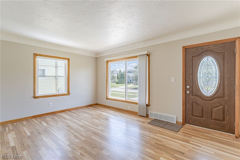 Photo of 12408 Sprecher Avenue, Cleveland, OH 44135 (MLS # 5226092)