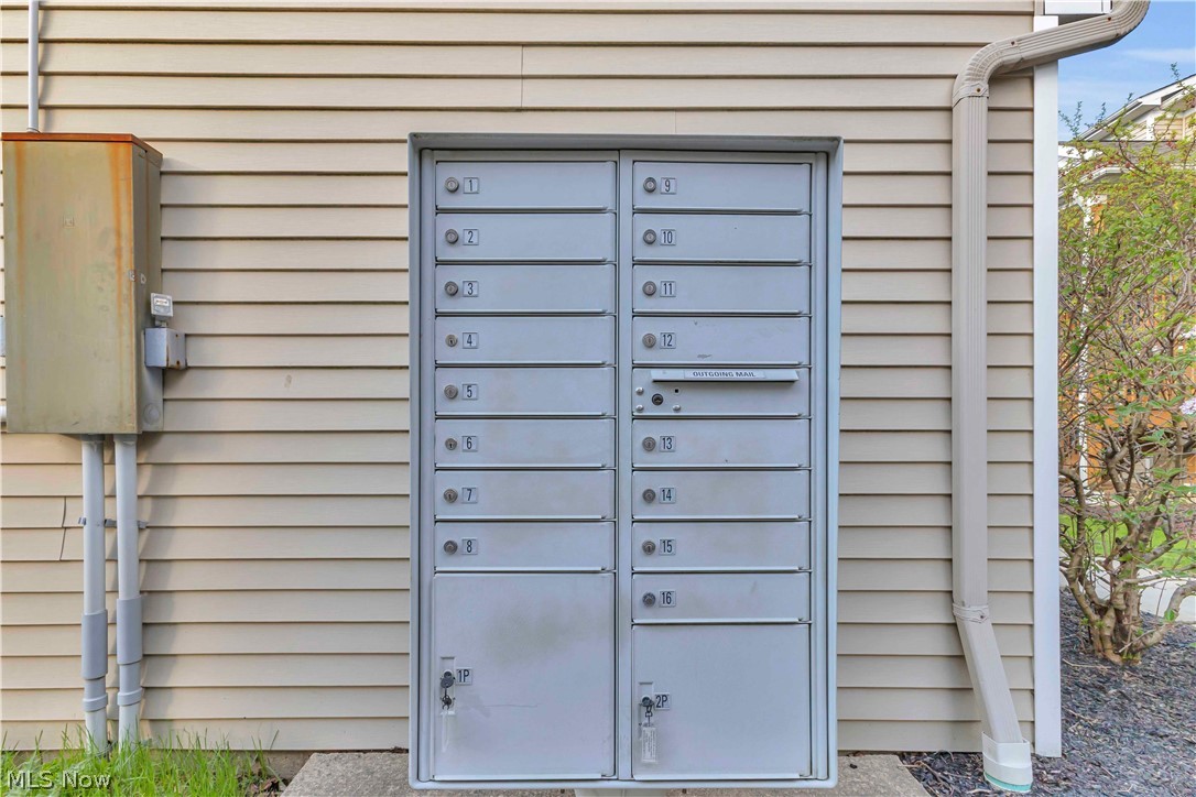 Lenox Rdg Condo - Residential