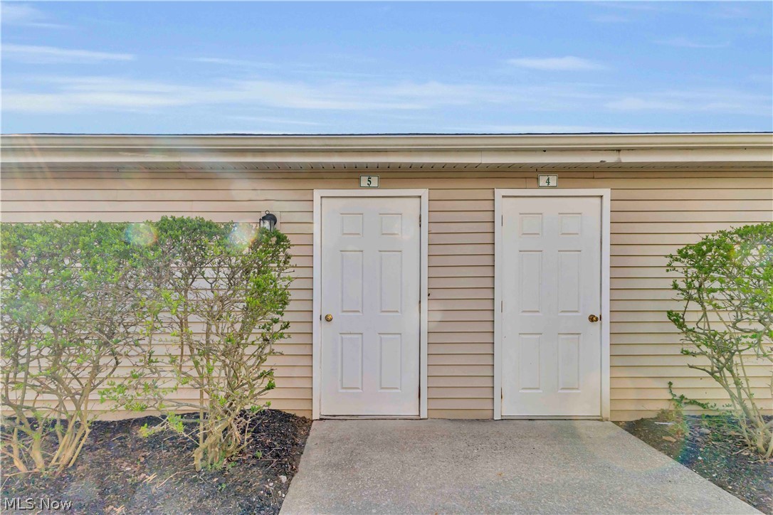 Lenox Rdg Condo - Residential