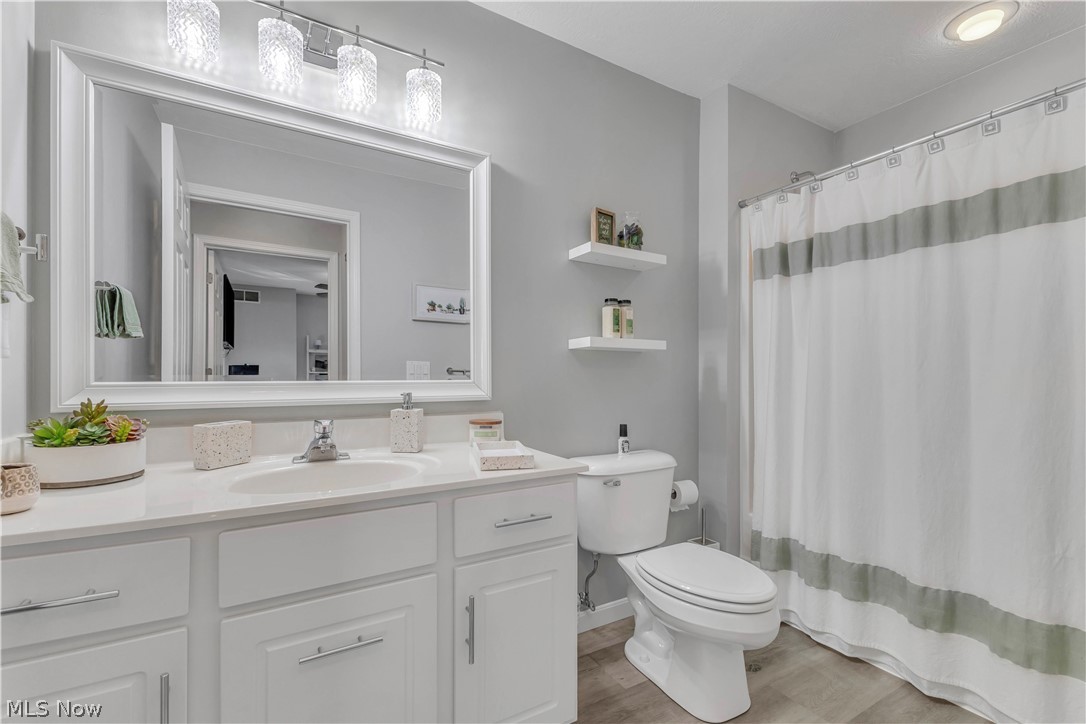 Lenox Rdg Condo - Residential