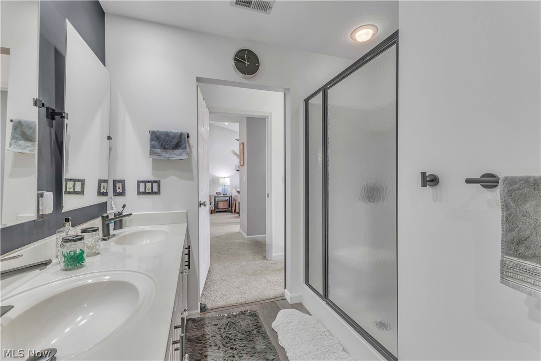 Lenox Rdg Condo - Residential