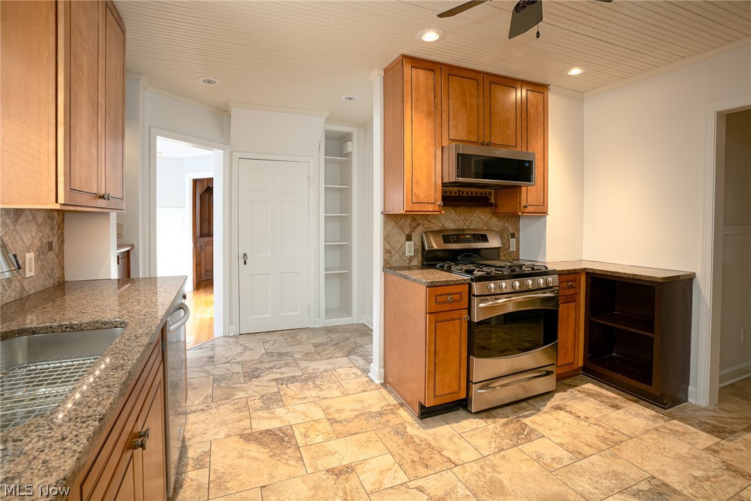 Home Garden - Residential