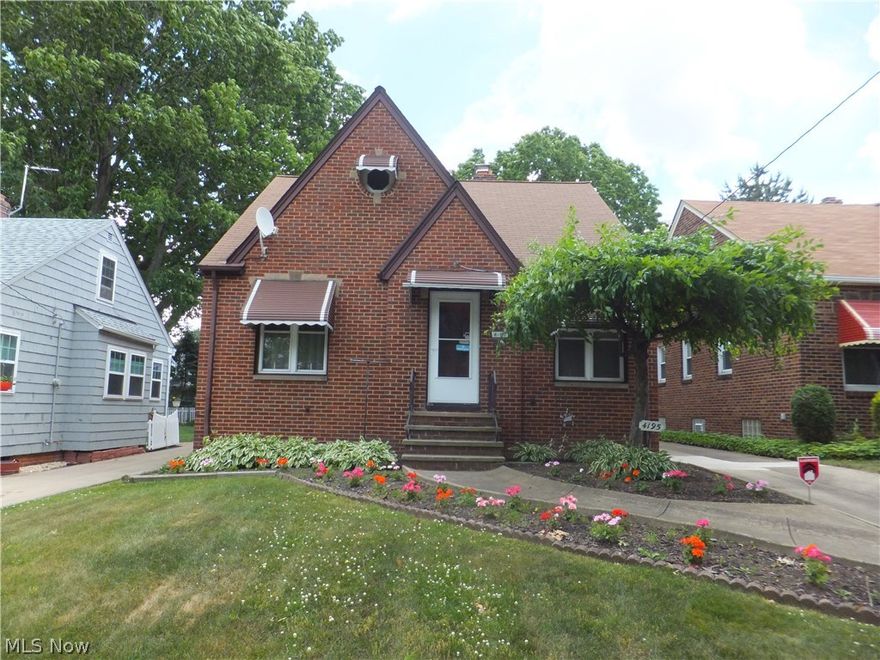 Brick cape cod located on a great street in Old Brooklyn,3 bedrooms,2 baths,nice size eat-in kitchen,all appliances stay,cedar closet,central air,finished rec room,glass block windows,security system,enclosed back porch,fenced wood privacy 3 sides,2 1/2 car garage
