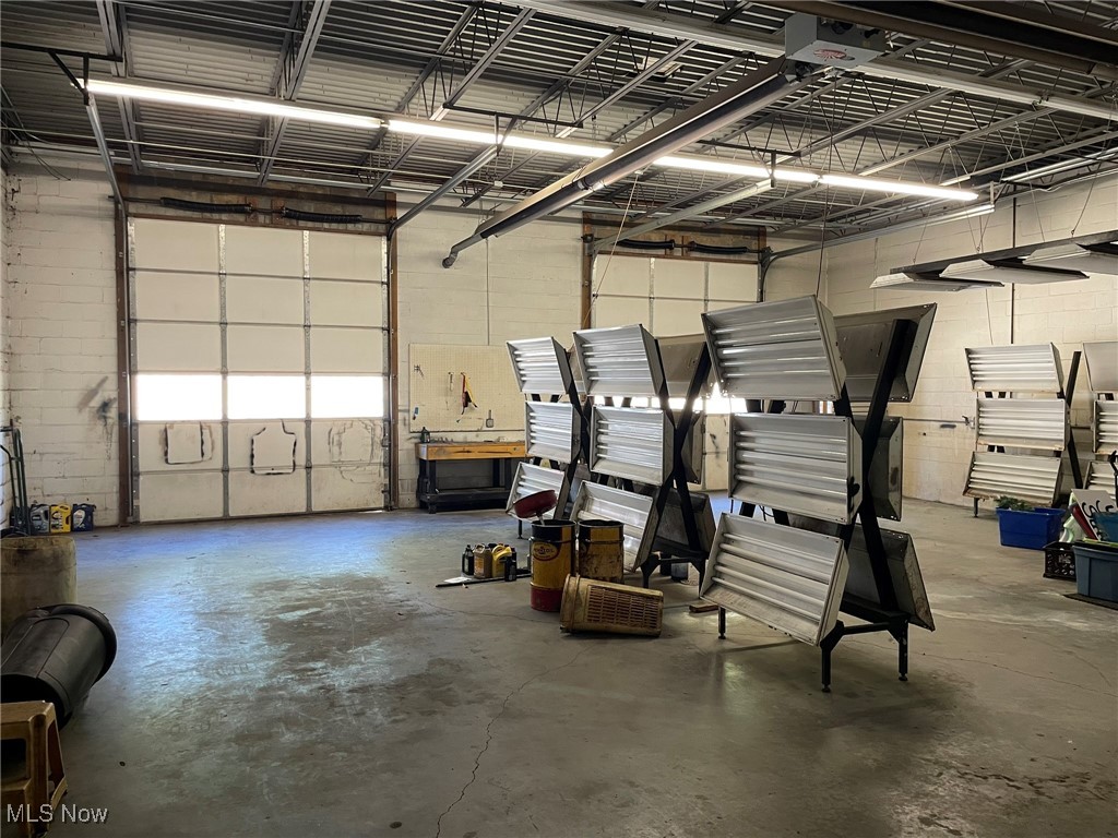 Parkersburg, West Virginia 26101, United States, ,Commercial,Active,44013