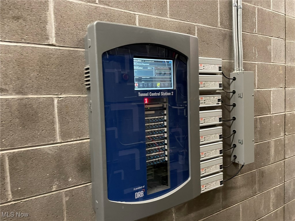 Parkersburg, West Virginia 26101, United States, ,Commercial,Active,44013