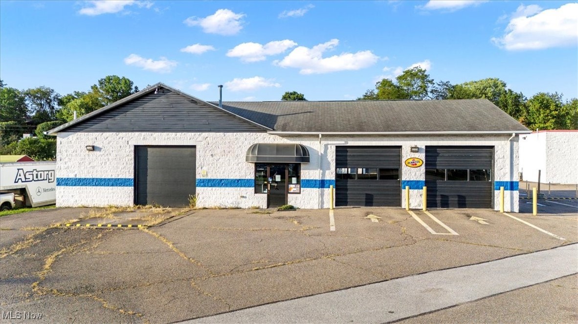 Parkersburg, West Virginia 26101, United States, ,Commercial,Active,44013